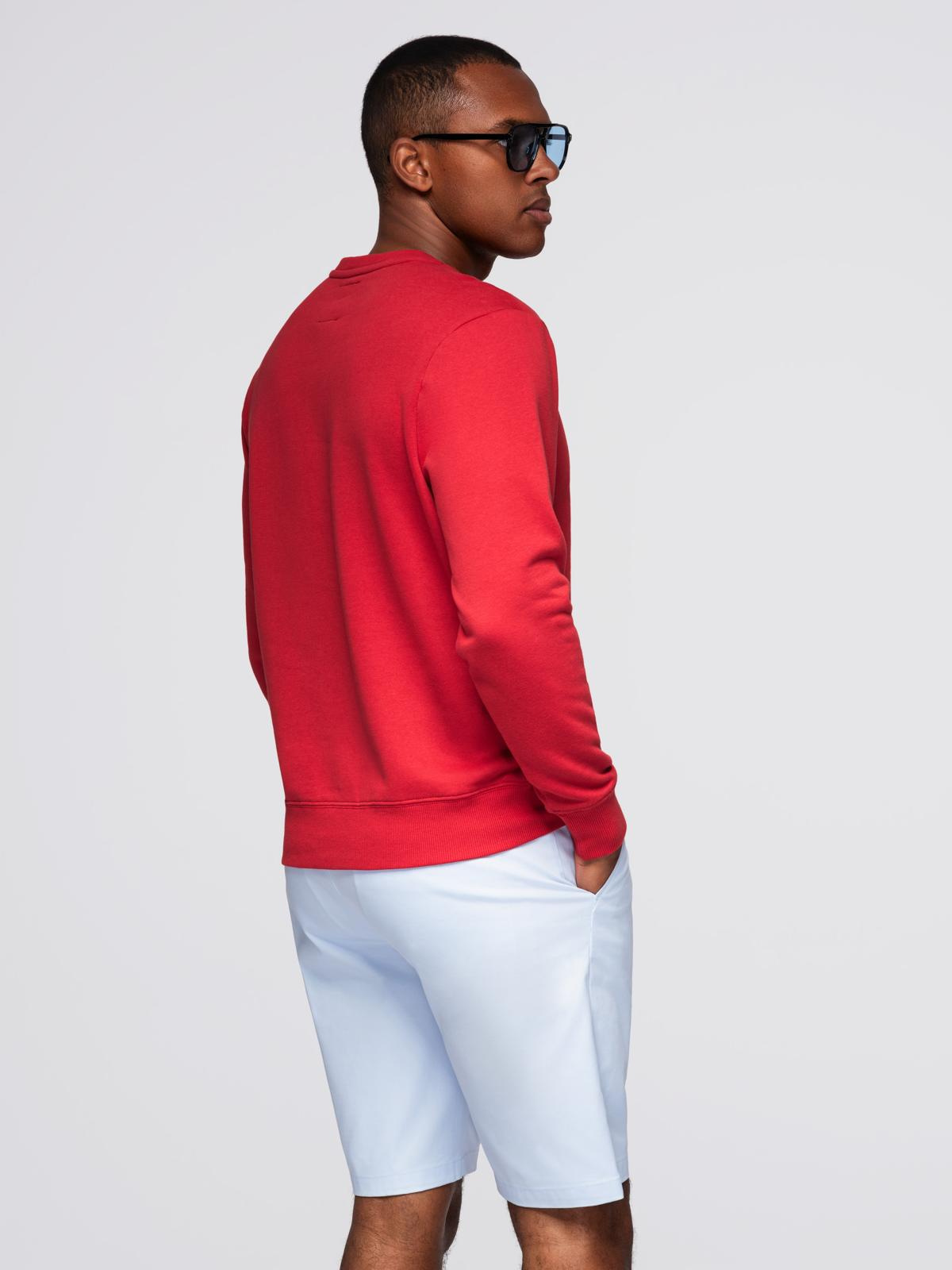Ombre Men&#039;s non-stretch sweatshirt with college style patch - red