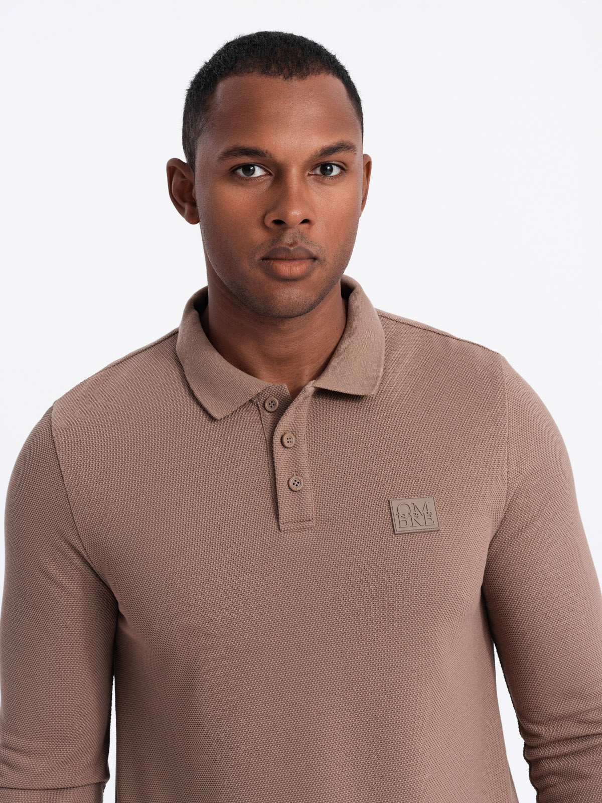 Ombre Men's structured polo longsleeve with patch - brown