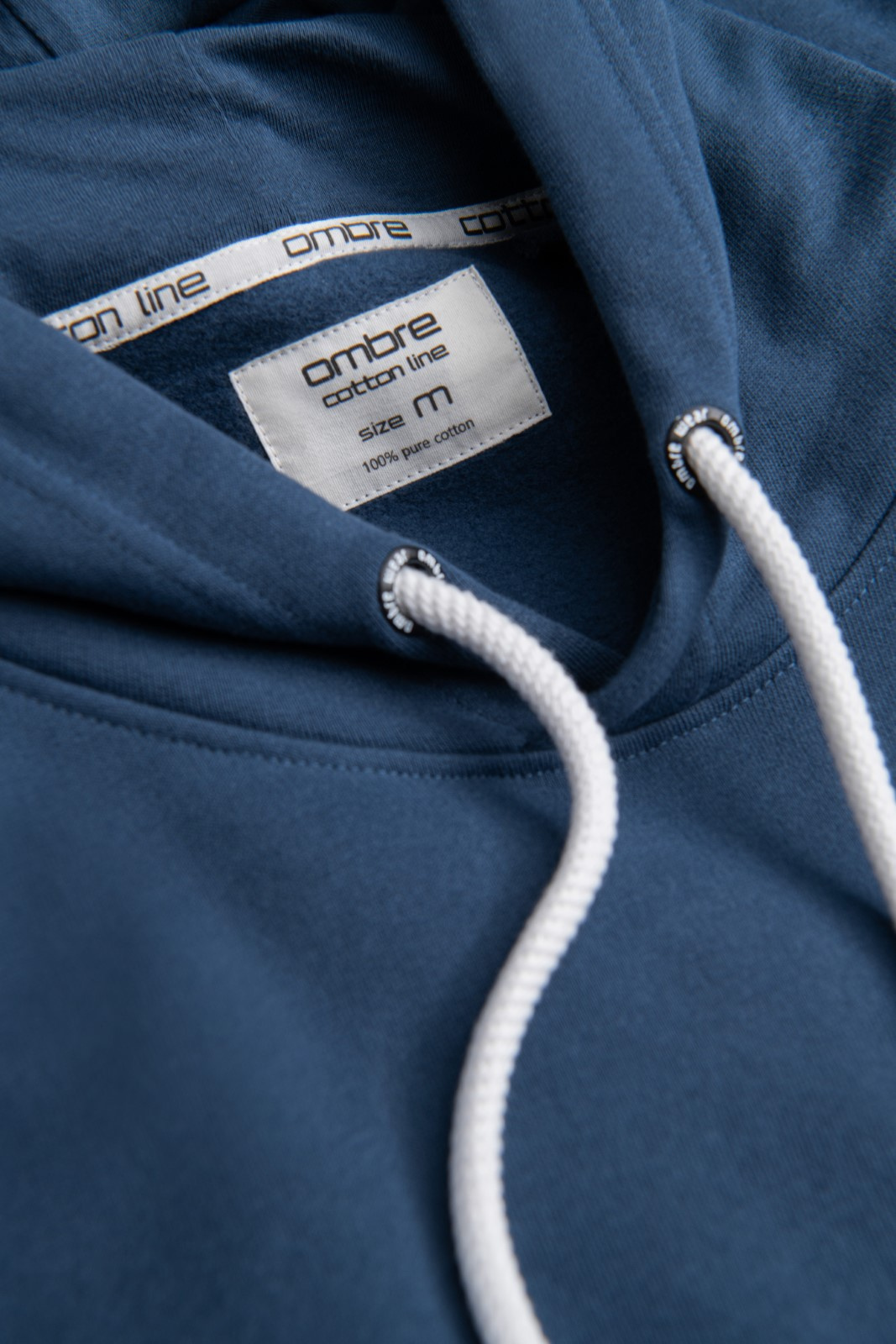 Ombre Men&#039;s kangaroo sweatshirt with hood - navy blue