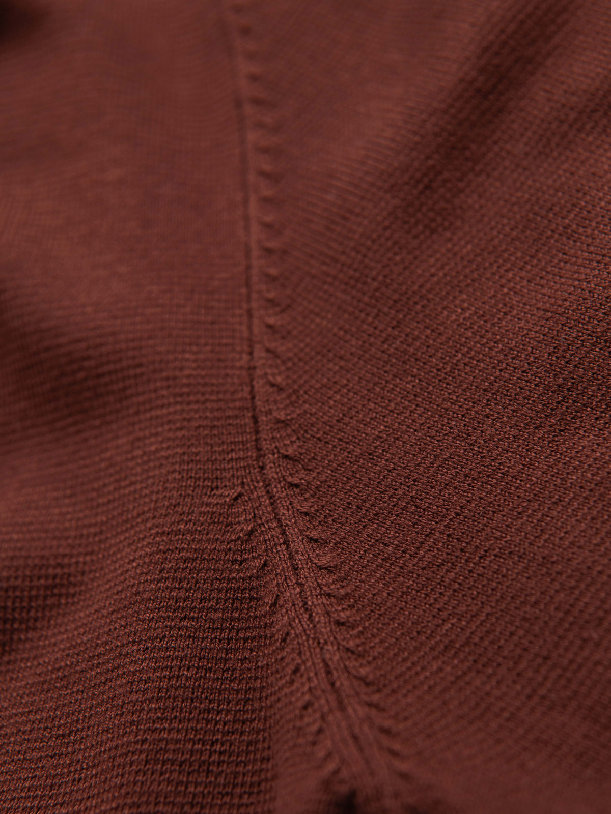 Ombre Men&#039;s sweater with round neckline in stretch knit with classic weave - maroon