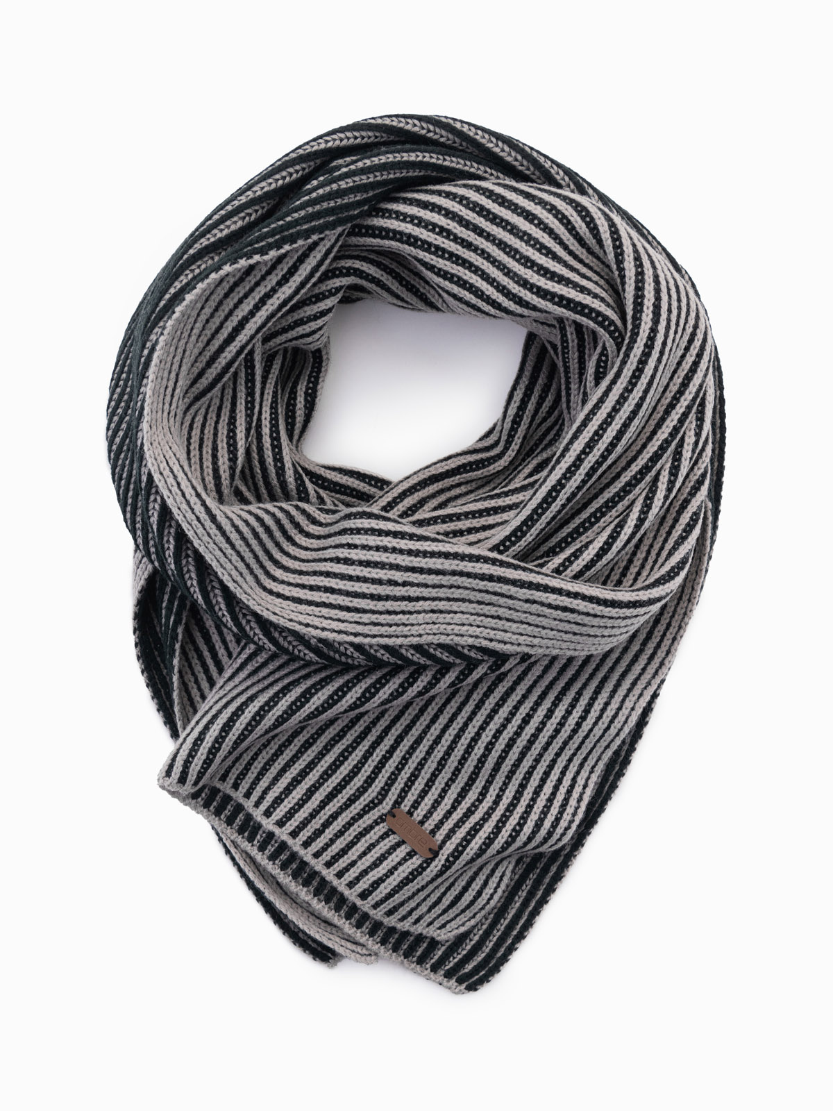 Ombre Men's Knitted Scarf With Two-tone Stripes - Grey And Black