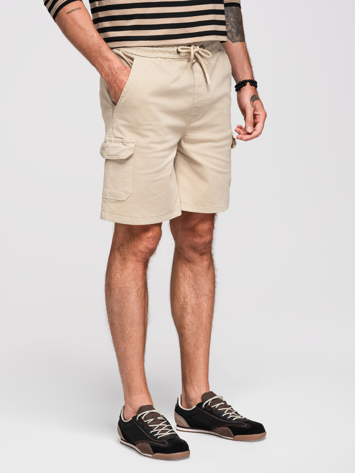 Ombre Men's cotton cargo shorts with elastic waistband - beige