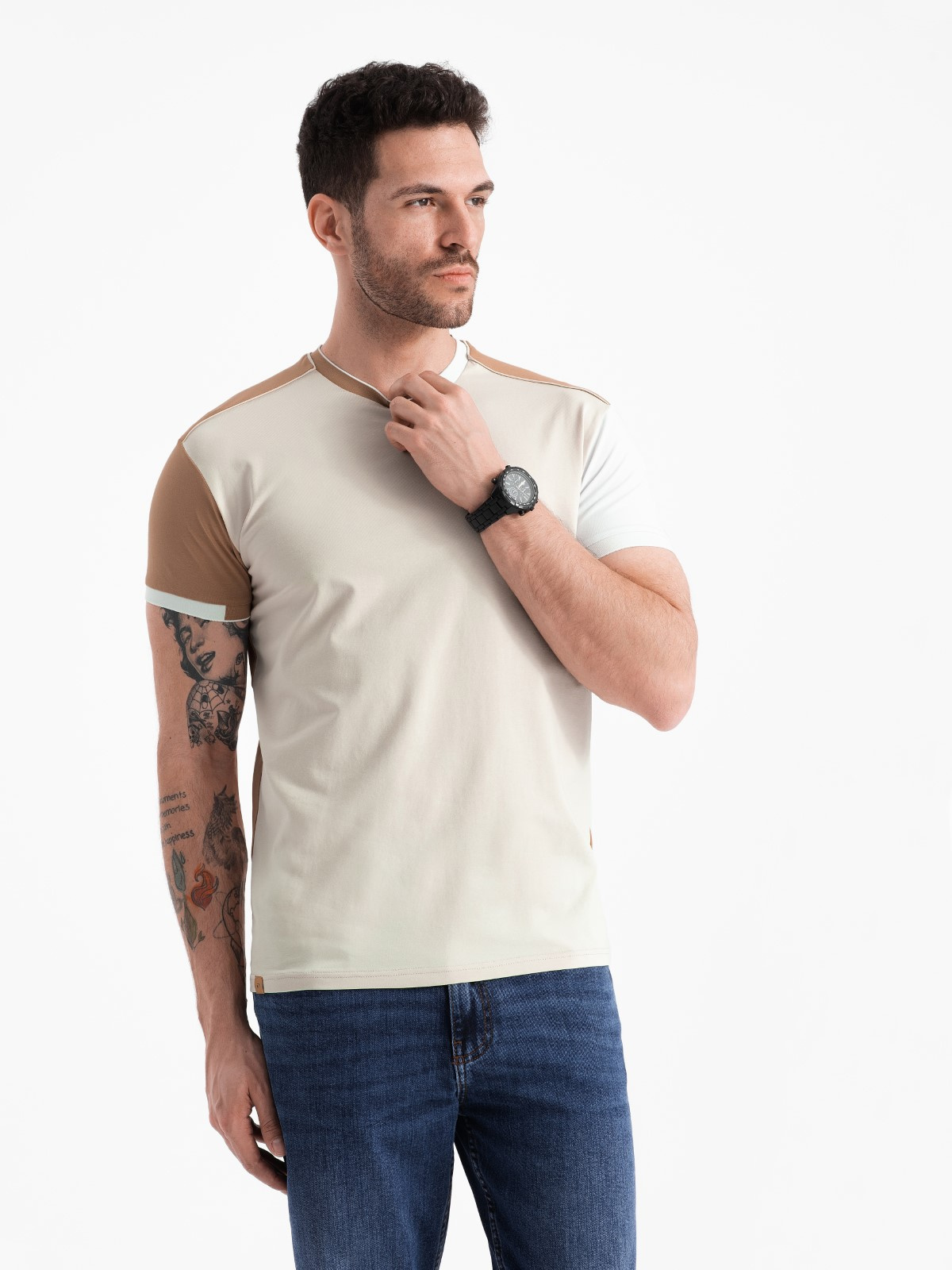 Ombre Men's elastane t-shirt with colored sleeves - brown