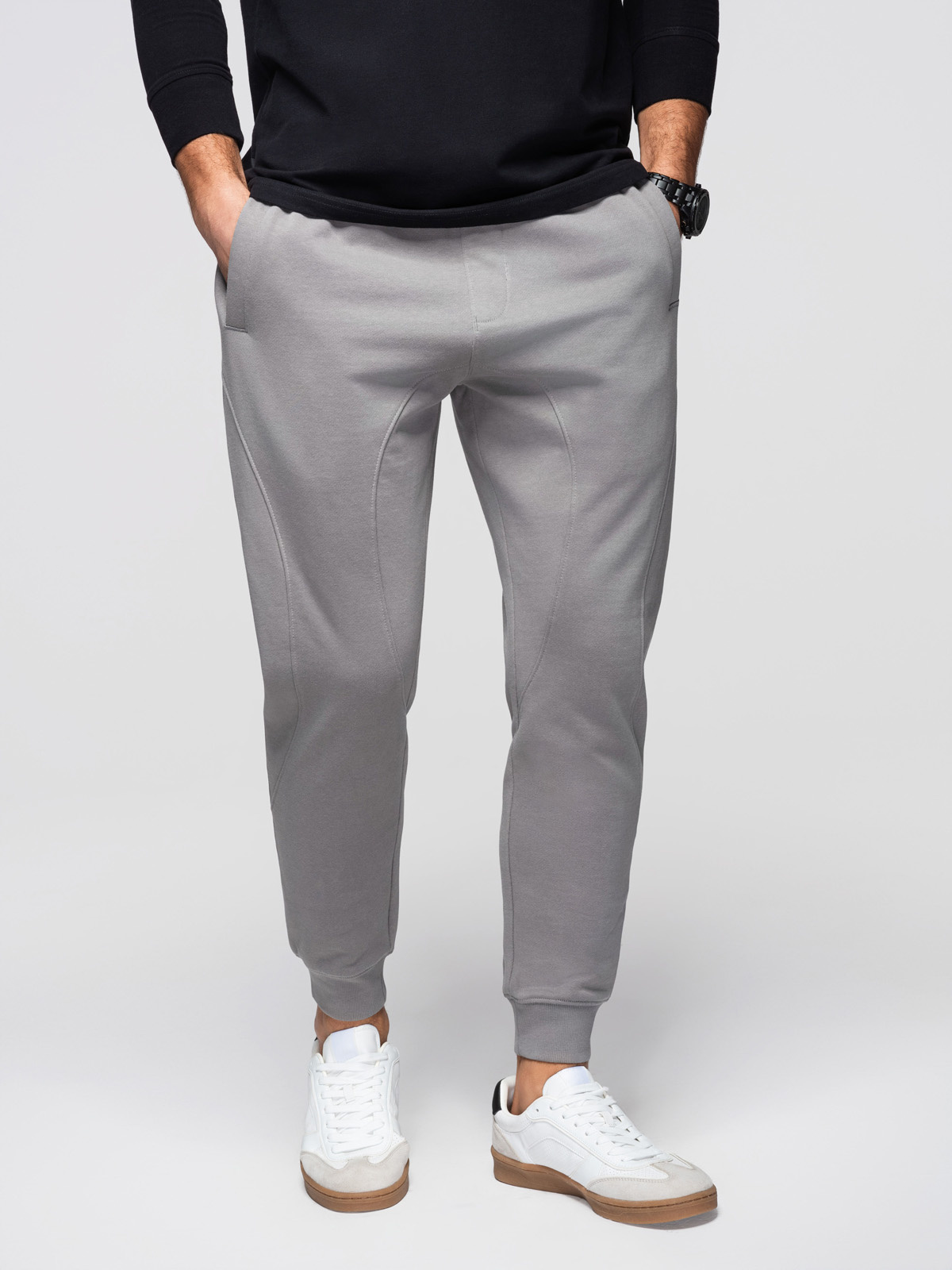 Ombre: premium pentru bărbați adidași