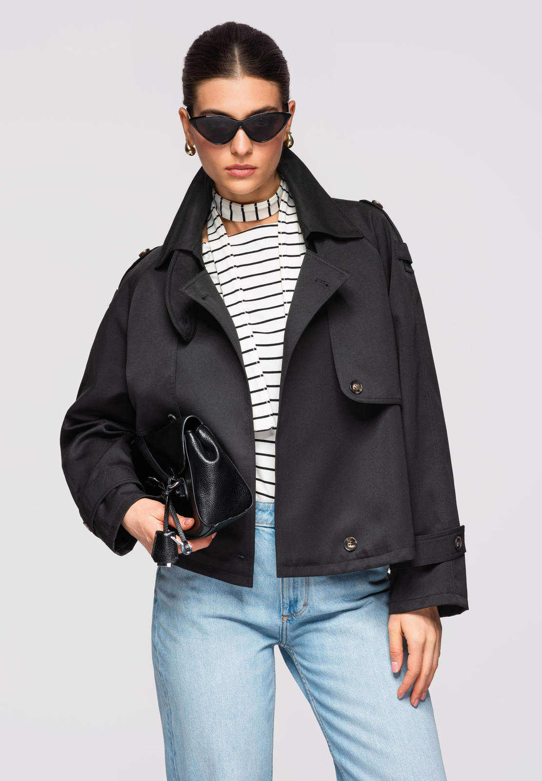 Дамско късо палто LARICA