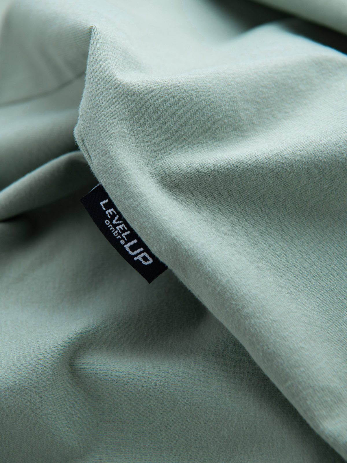 Ombre Men's LOOSE FIT cotton t-shirt with round neckline - mint