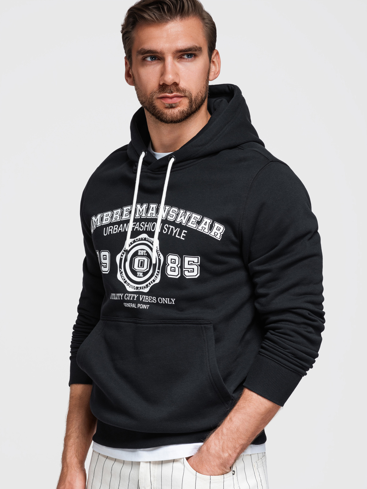 Ombre Men's kangaroo hoodie with college style print - black