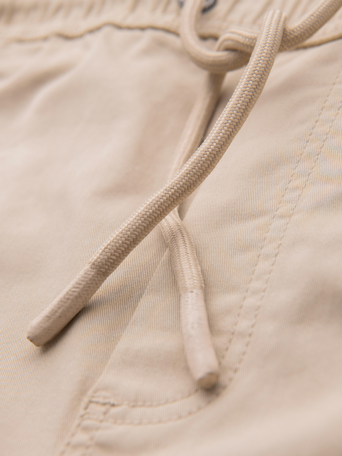 Ombre Men's cotton cargo shorts with elastic waistband - beige