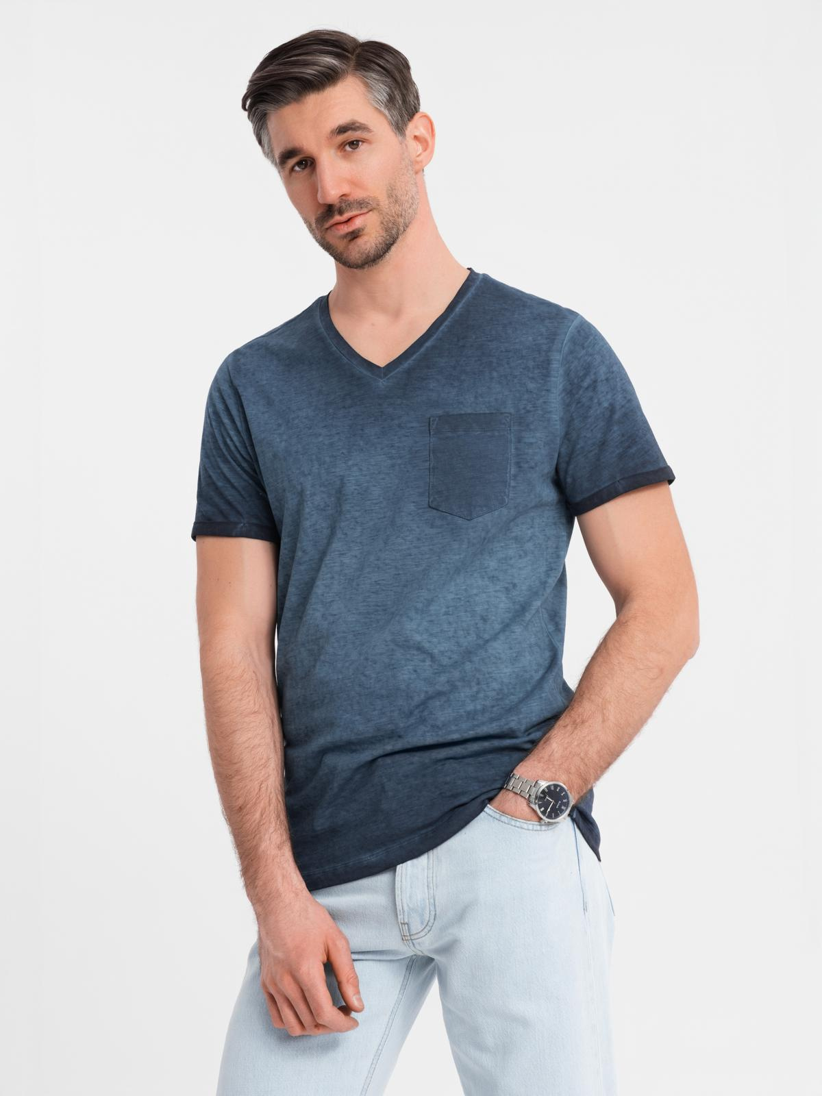 Ombre Men's cotton V-neck knit t-shirt with wash effect - navy blue