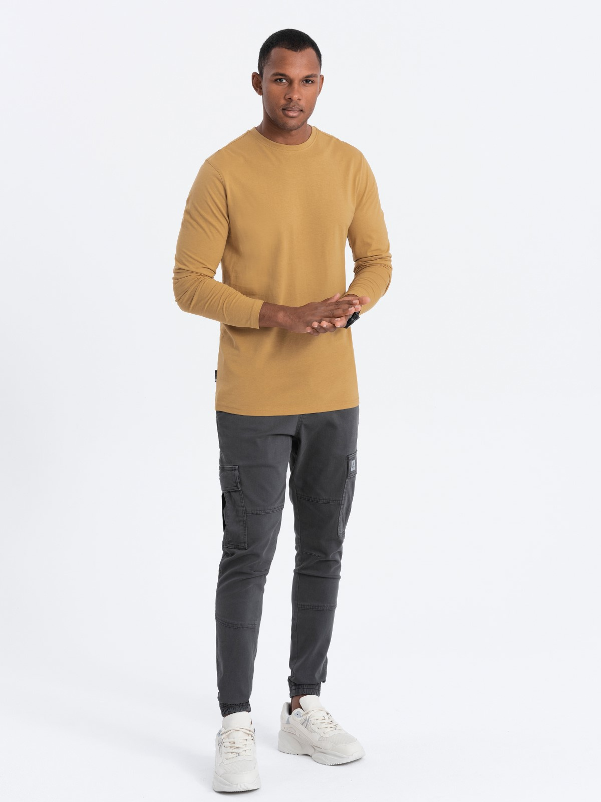 Tricou barbati, Ombre