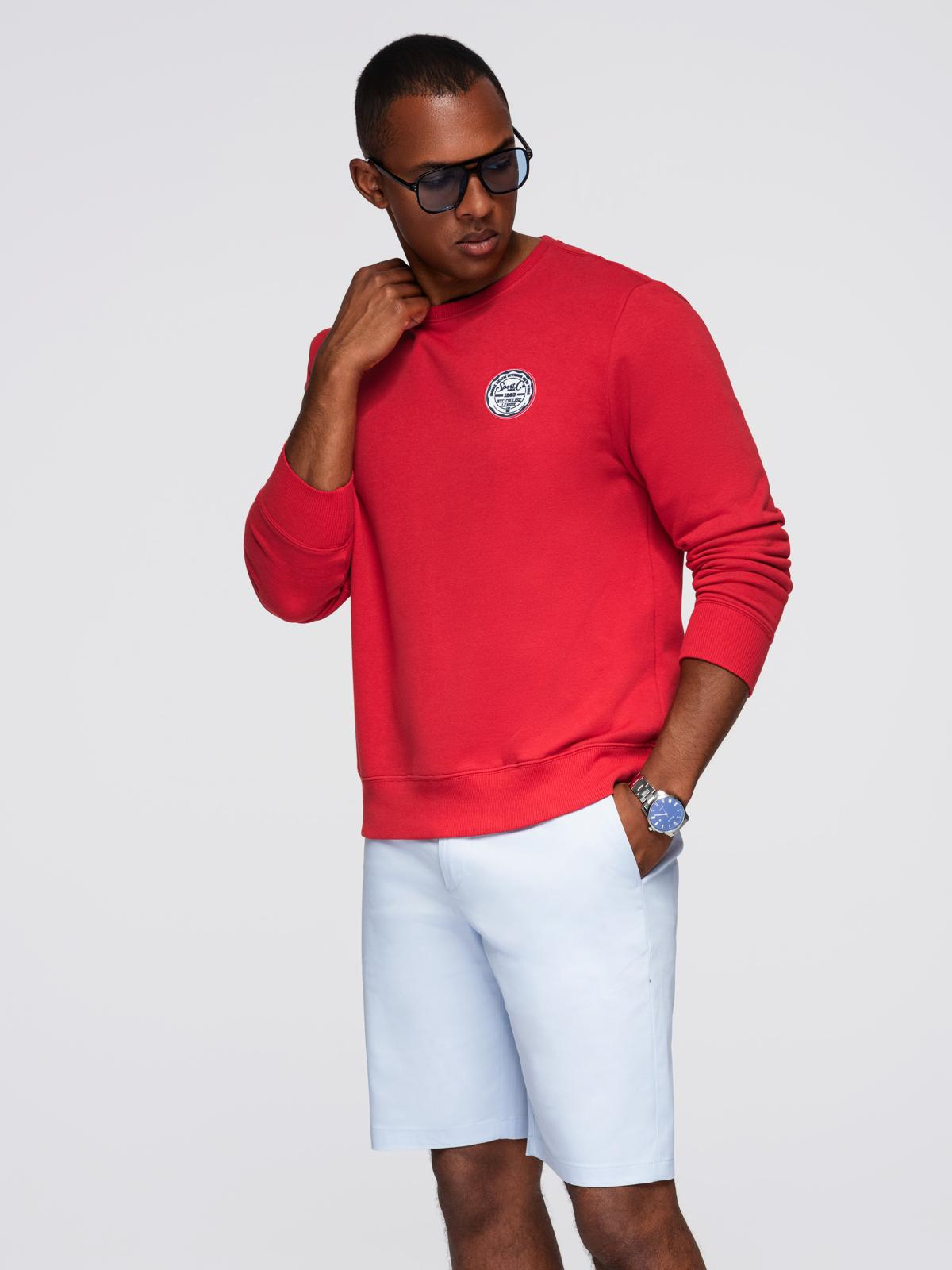 Ombre Men&#039;s non-stretch sweatshirt with college style patch - red