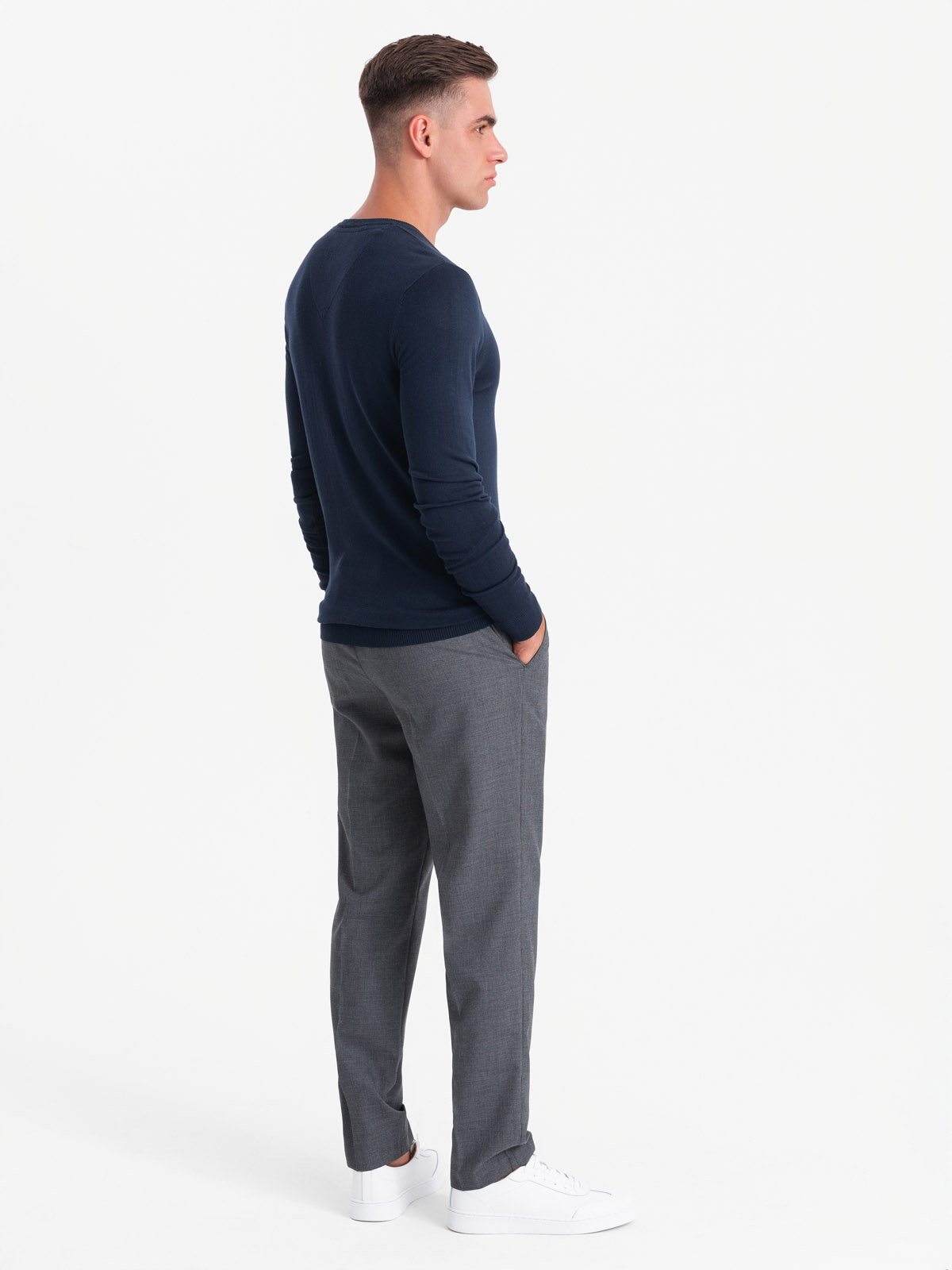 Ombre Men&#039;s elegant BASIC V-neck sweater with viscose - navy blue