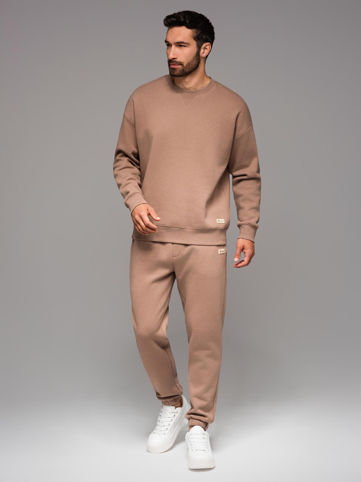 Ombre UNISEX tracksuit set in athleisure style with pants and sweatshirt