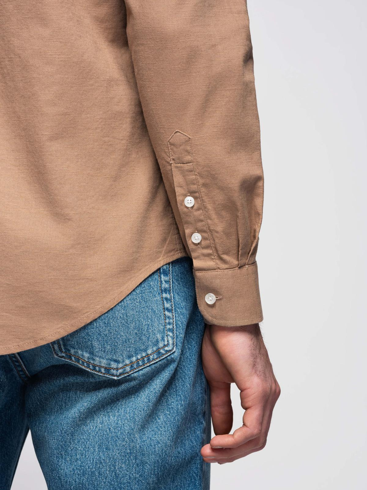 Ombre Men's linen shirt with stand-up collar and pocket REGULAR FIT - light brown