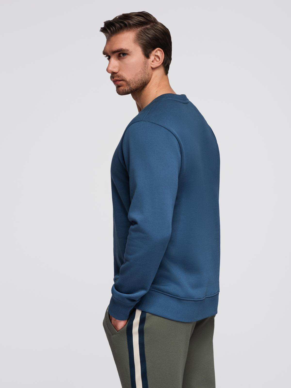 Ombre Men&#039;s BASIC sweatshirt with round neckline - navy blue