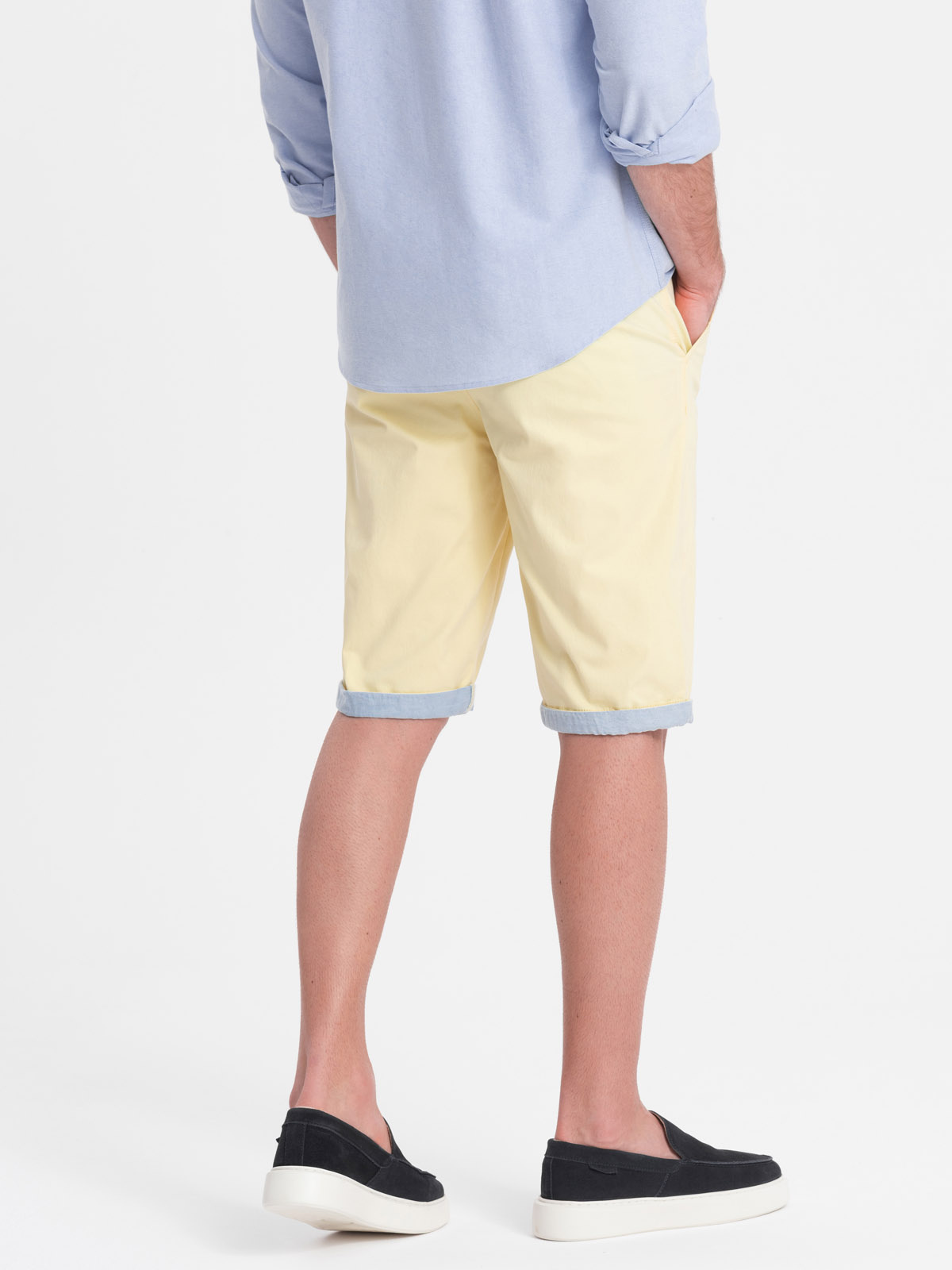 Ombre Men&#039;s chinos shorts with contrasting turn-up