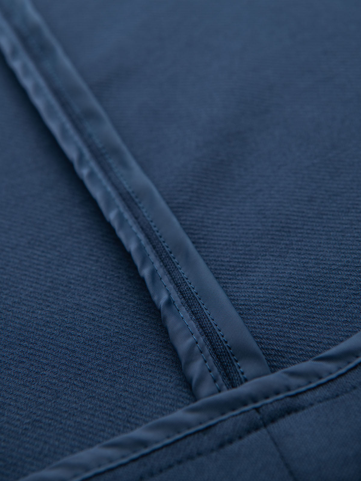 Ombre Men's SLIM knit jacket with subtle texture - dark blue