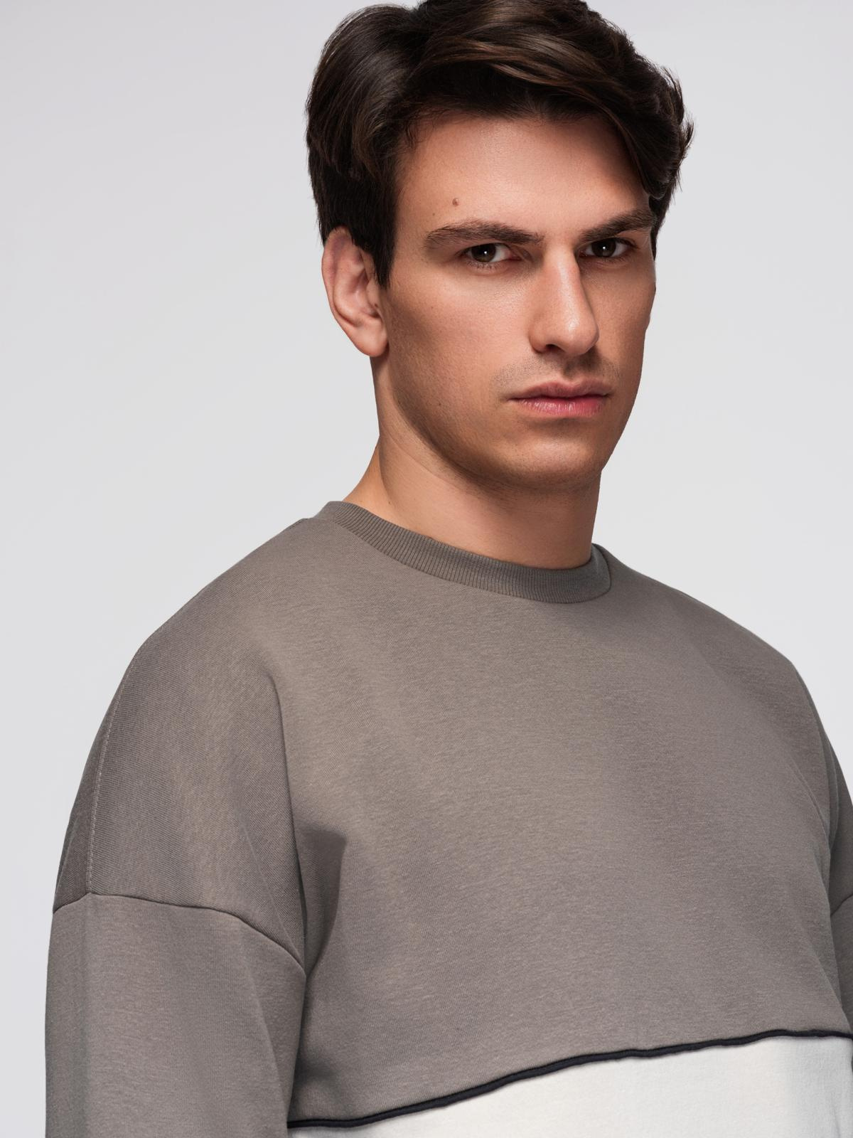 Ombre Men's OVERSIZE sweatshirt with contrasting color combination - khaki