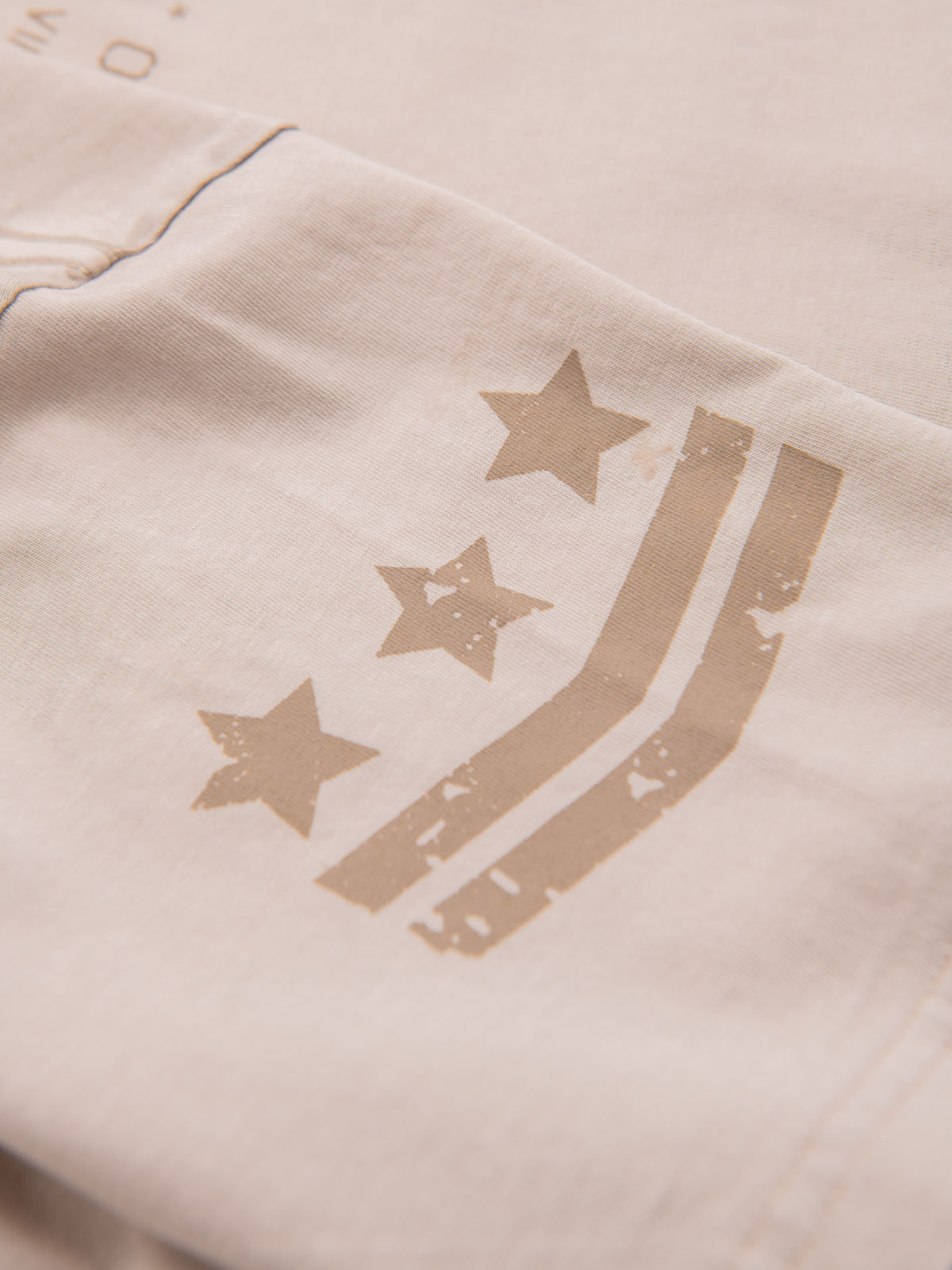 Ombre Men&#039;s military style printed cotton t-shirt - beige