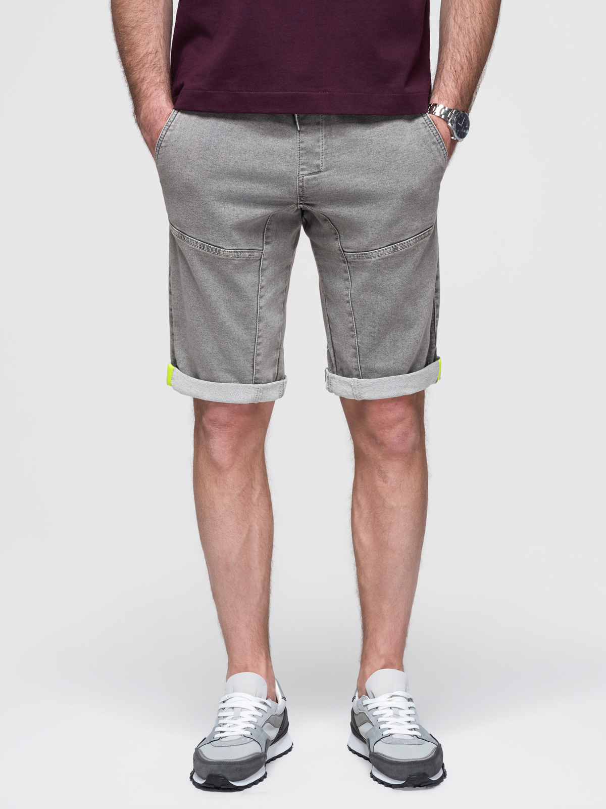 Ombre Men's denim short shorts with decorative stitching - light grey