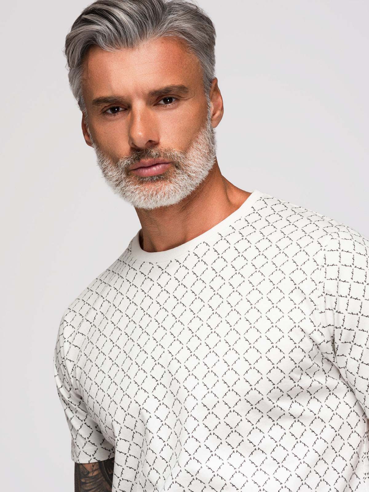 Ombre Men's full print knit shirt - white