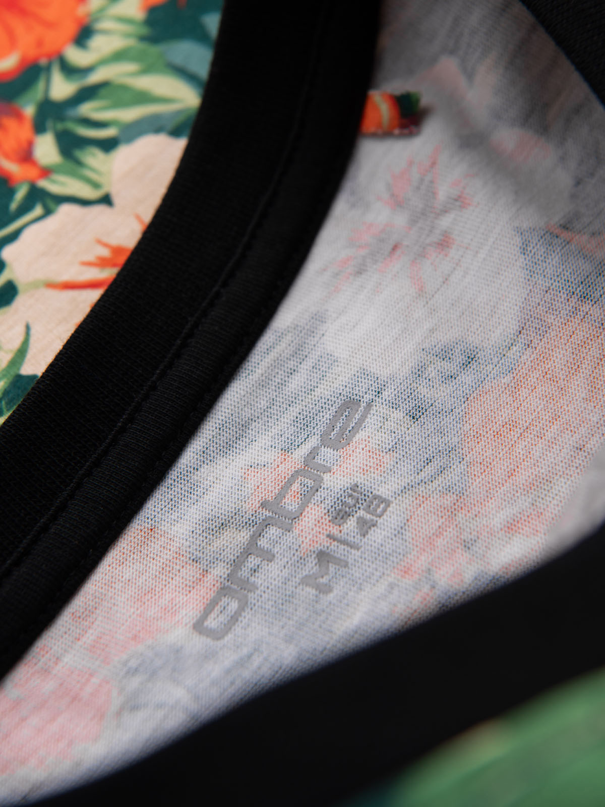 Ombre Men's full print floral pattern cotton t-shirt - black
