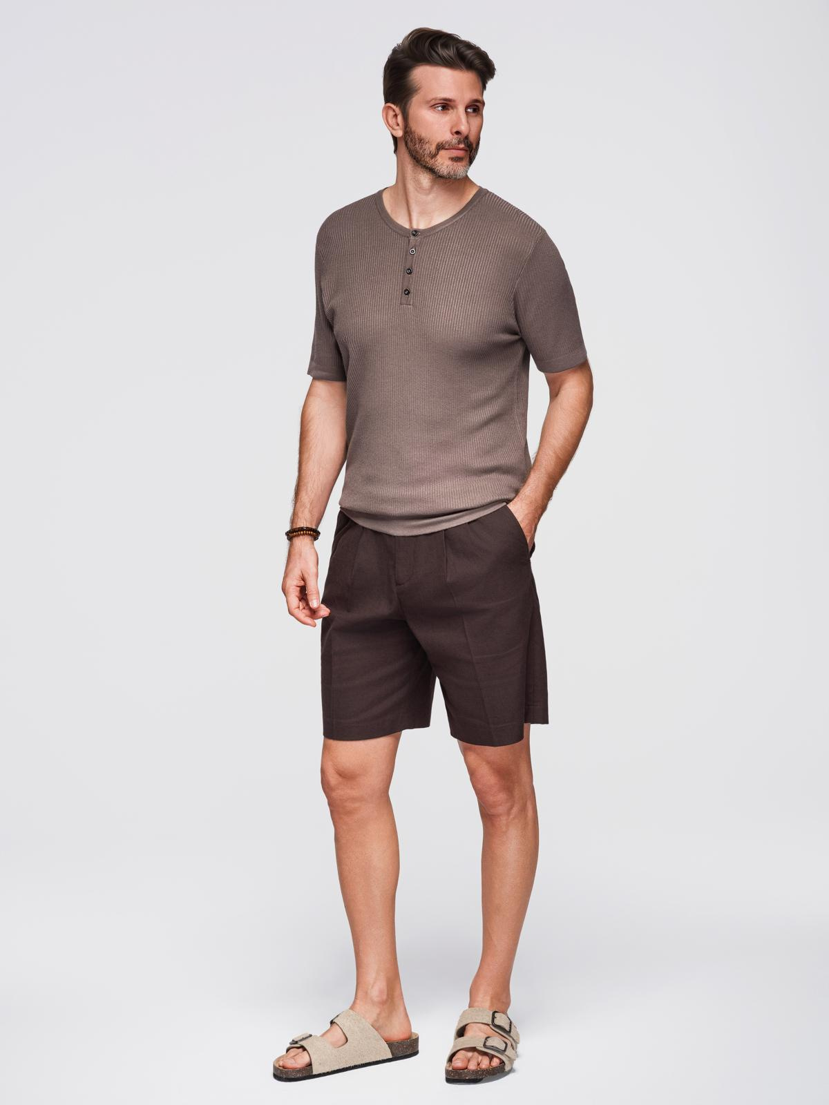 Ombre Men&#039;s knitted t-shirt with buttons at the neckline - ash