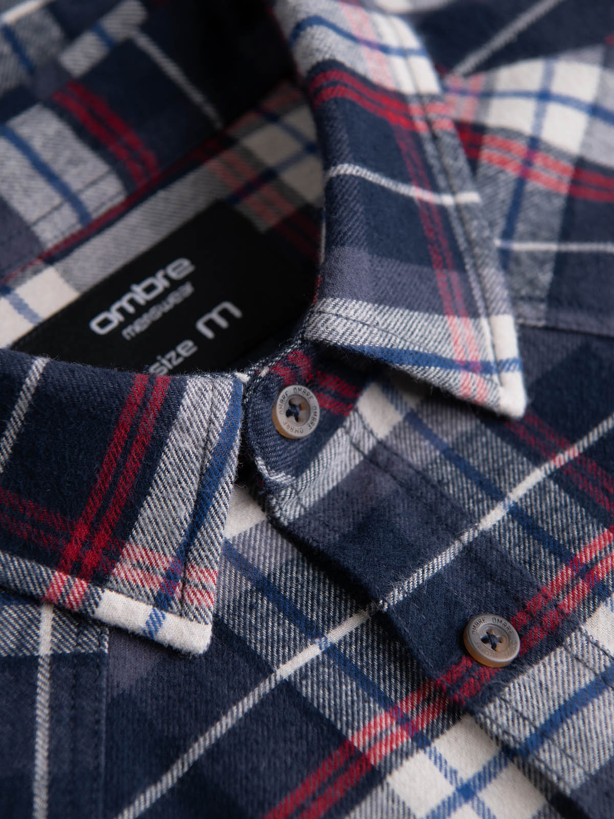 Ombre Men's checkered flannel shirt with pockets - navy blue and red