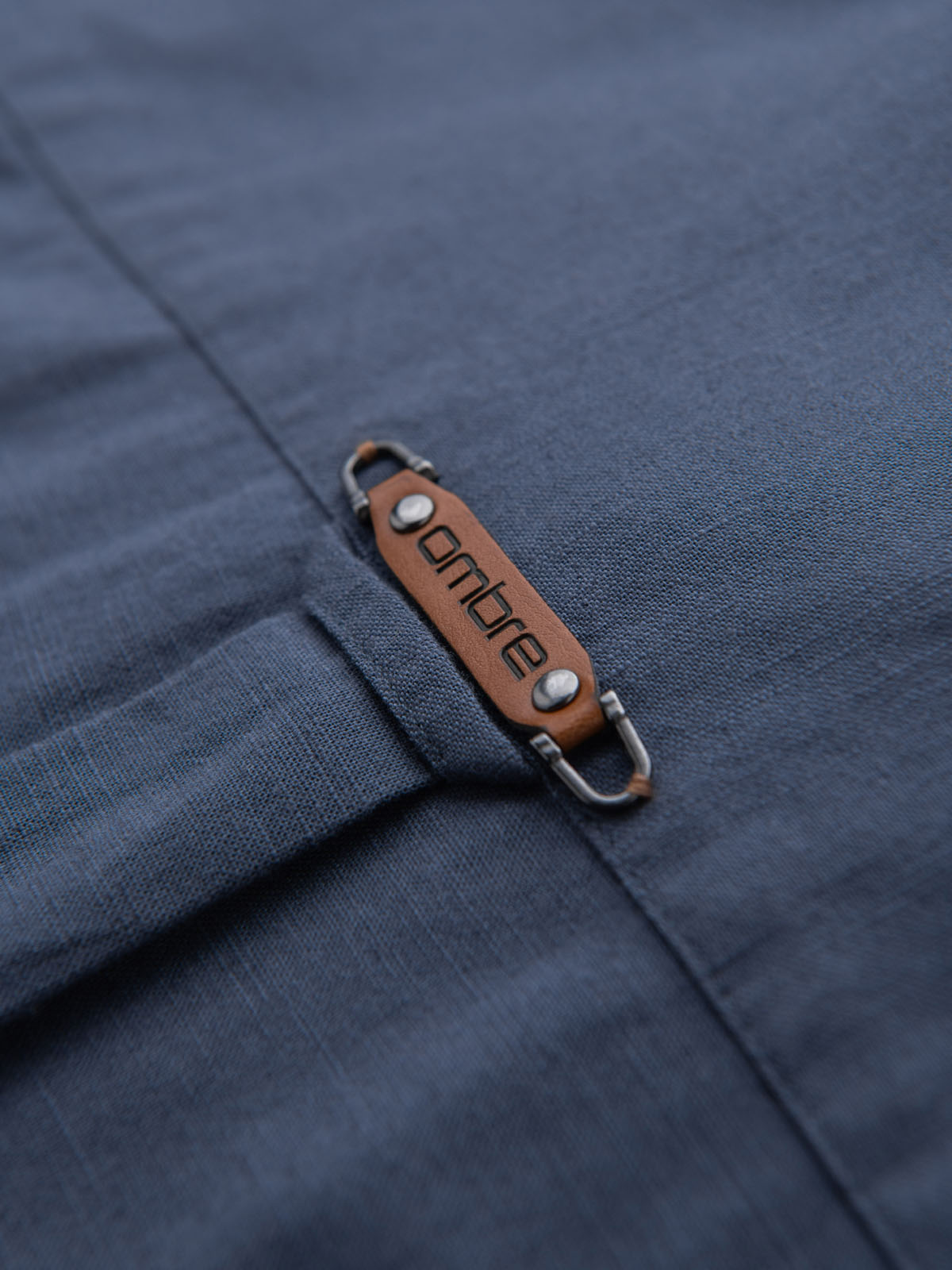 Ombre Men's linen shirt with classic collar and pockets REGULAR FIT - blue