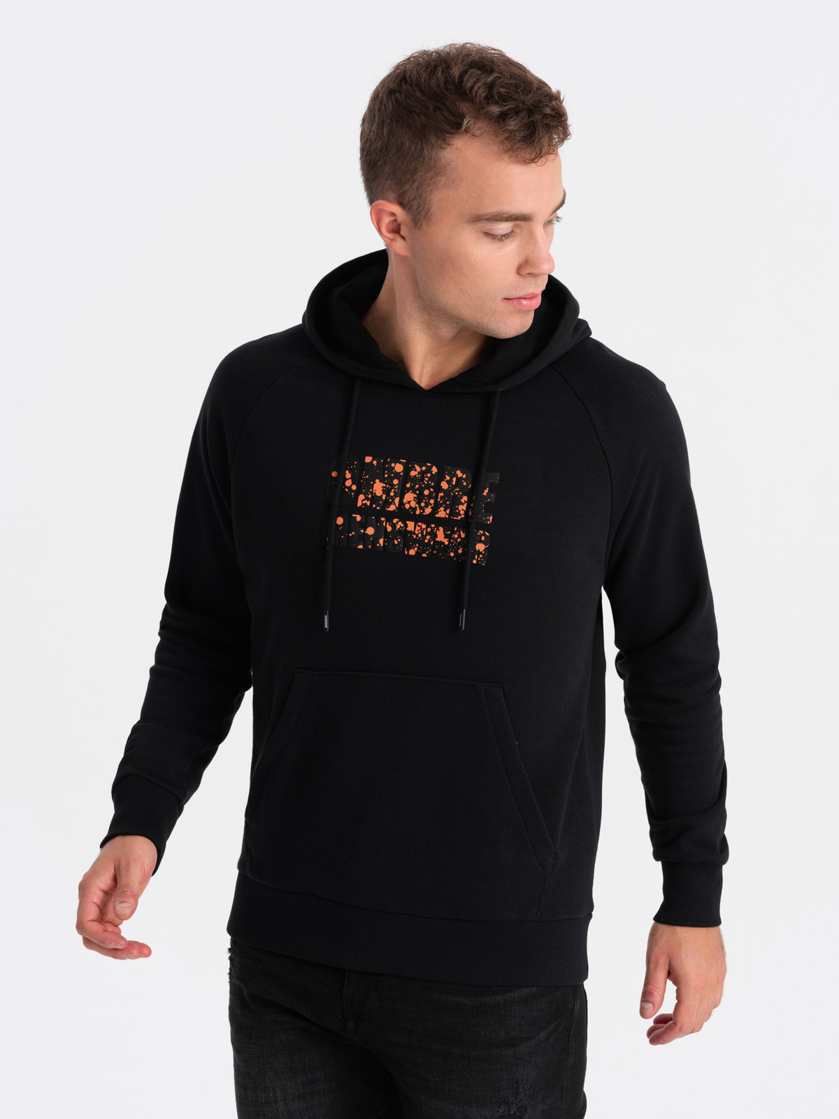 Levně Ombre Men's kangaroo sweatshirt with hood and print - black