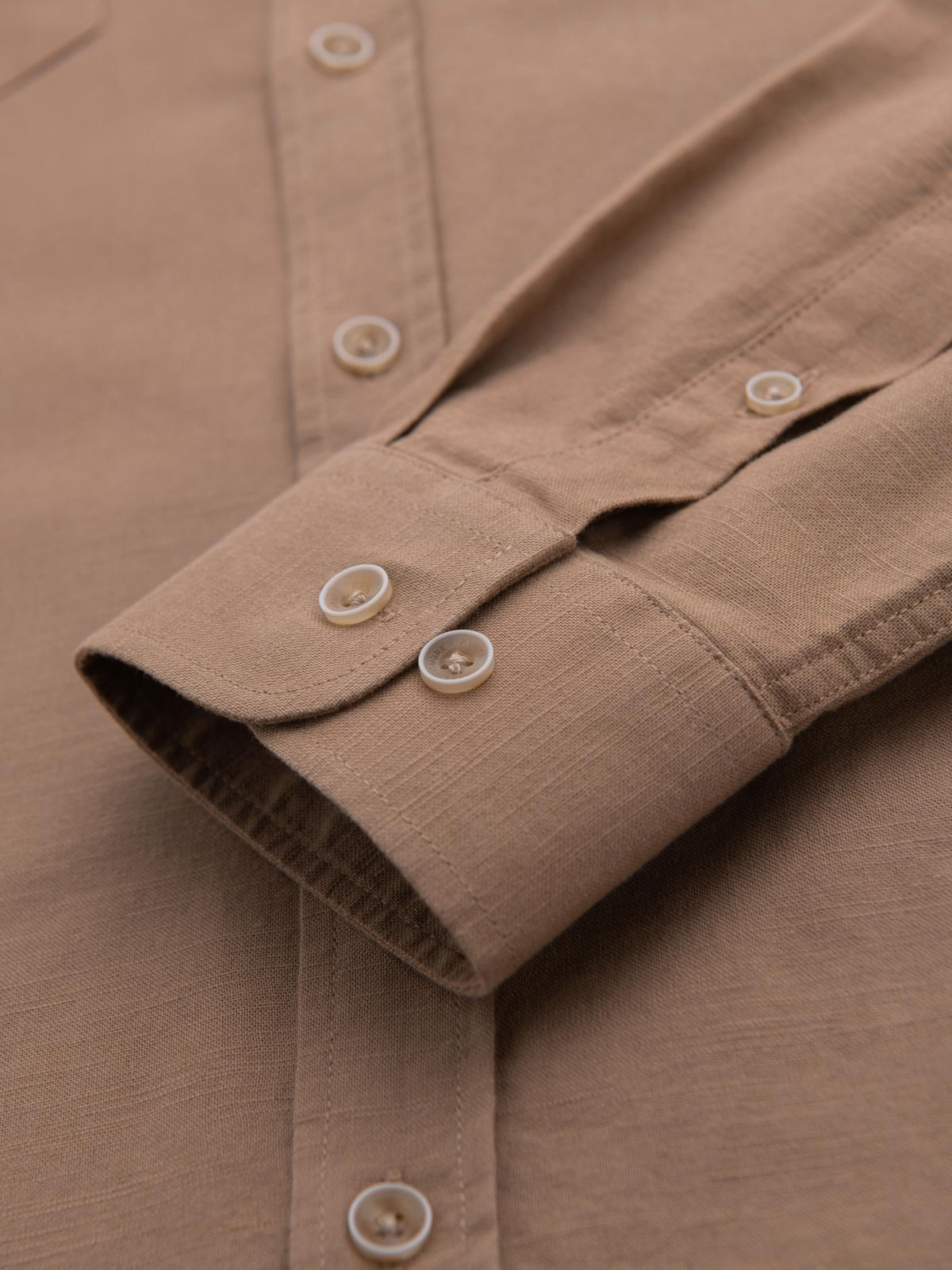 Ombre Men's linen shirt with classic collar and pockets REGULAR FIT - light brown