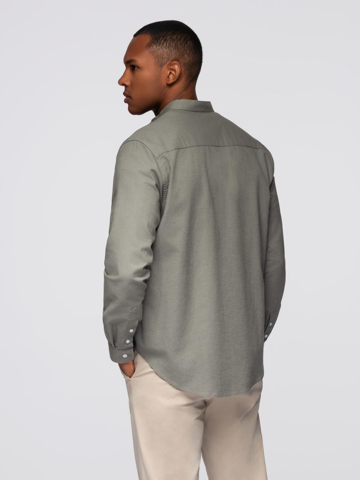 Ombre Men's linen shirt with stand-up collar and pocket REGULAR FIT - khaki