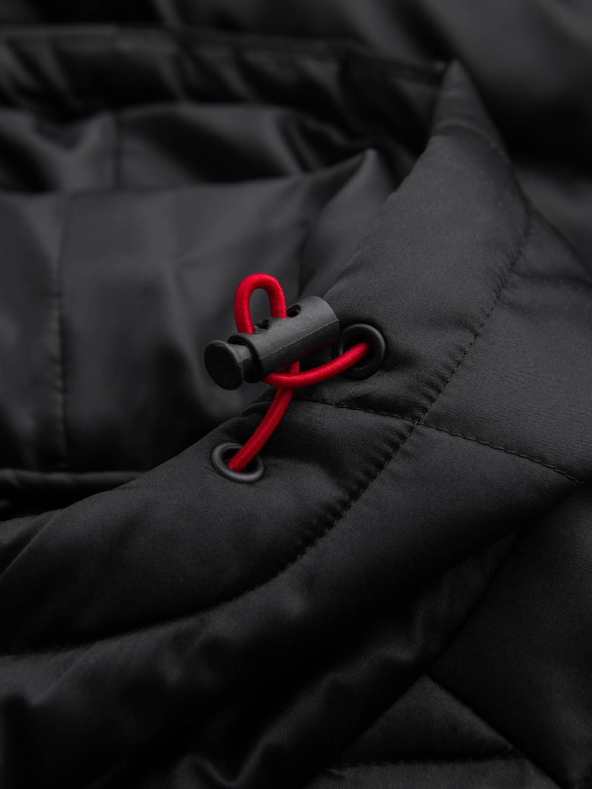 Ombre Lightly insulated quilted men's jacket with satin trim - black