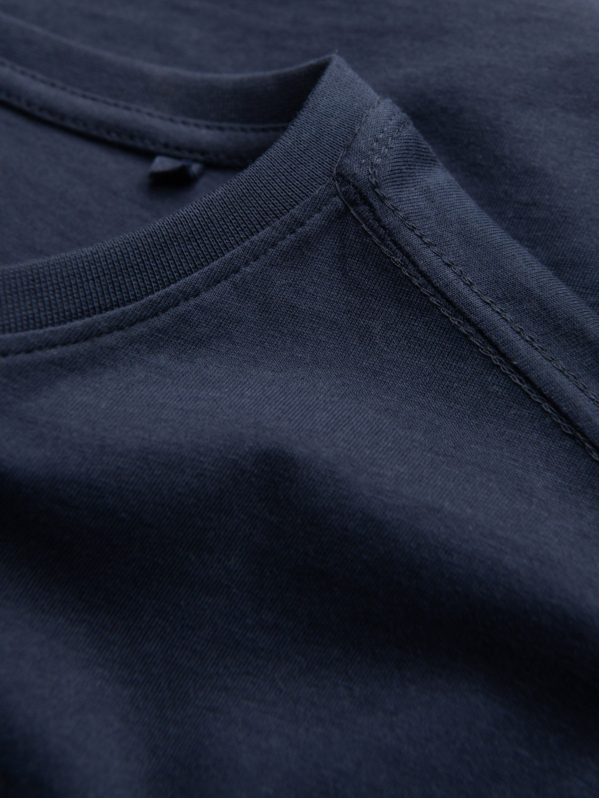 Tricou barbati, Ombre