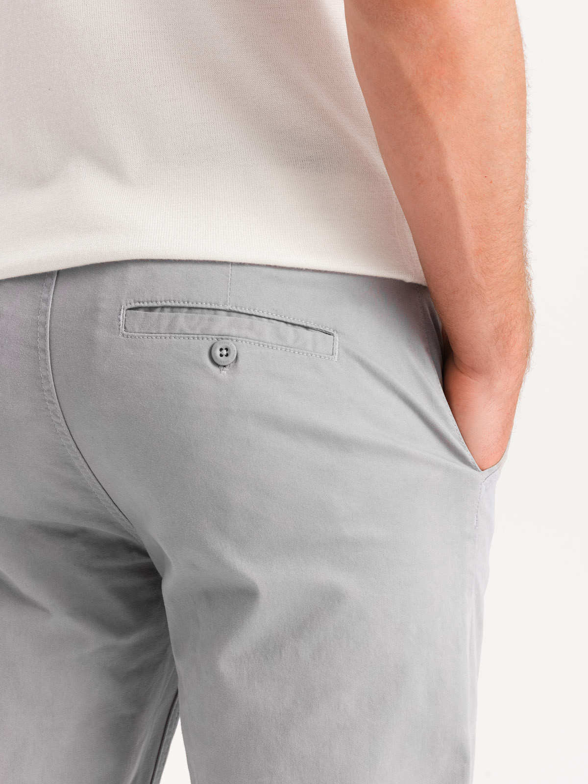 Pantaloni barbati, Ombre