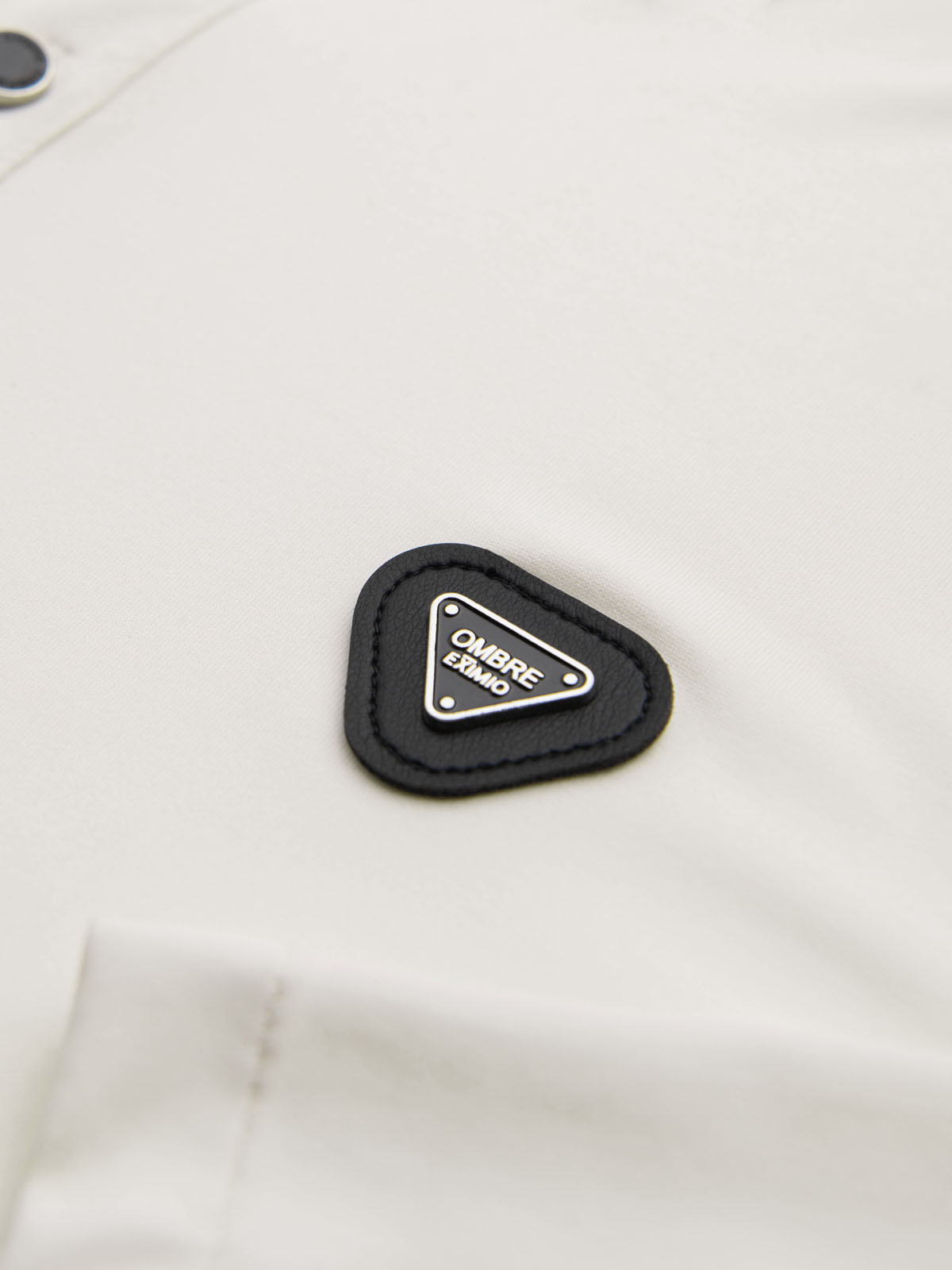 Ombre Long sleeve polo shirt with elegant branded buttons - cream