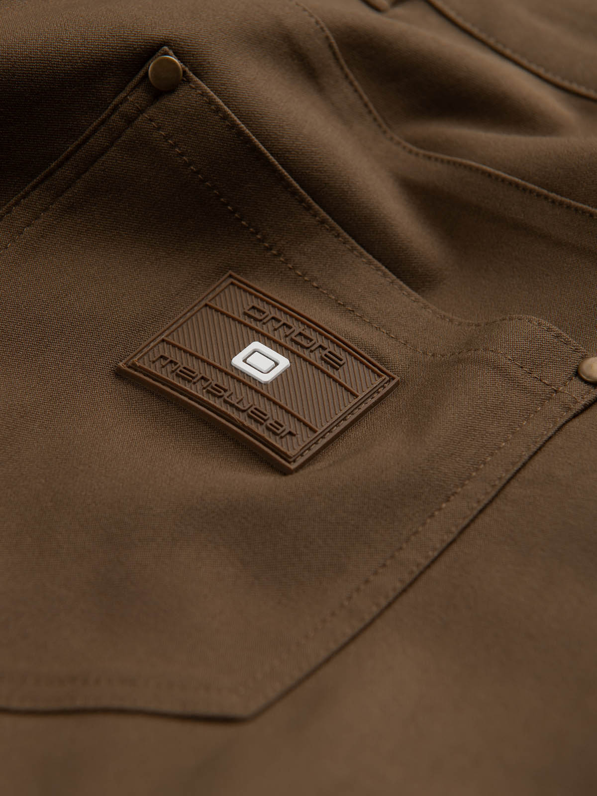 Ombre Men&#039;s REGULAR fabric pants with cargo pockets - olive
