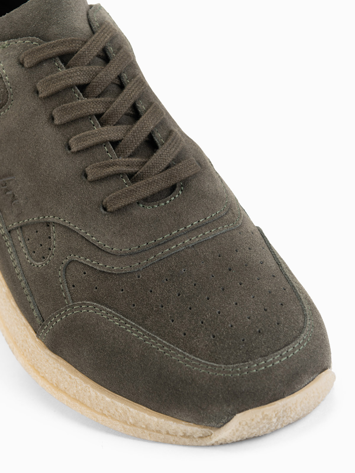 Ombre Lightweight suede men&#039;s sports style sneakers - olive
