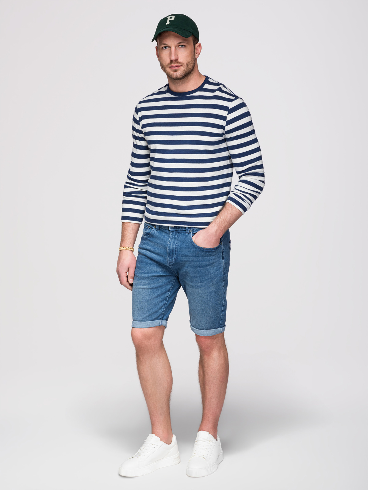 Ombre Men's denim shorts with rolled up leg - blue