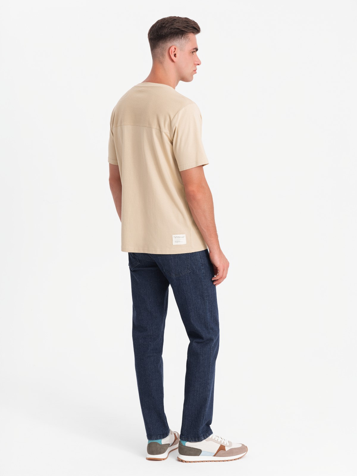 Ombre Men's LOOSE FIT T-shirt with pocket - beige