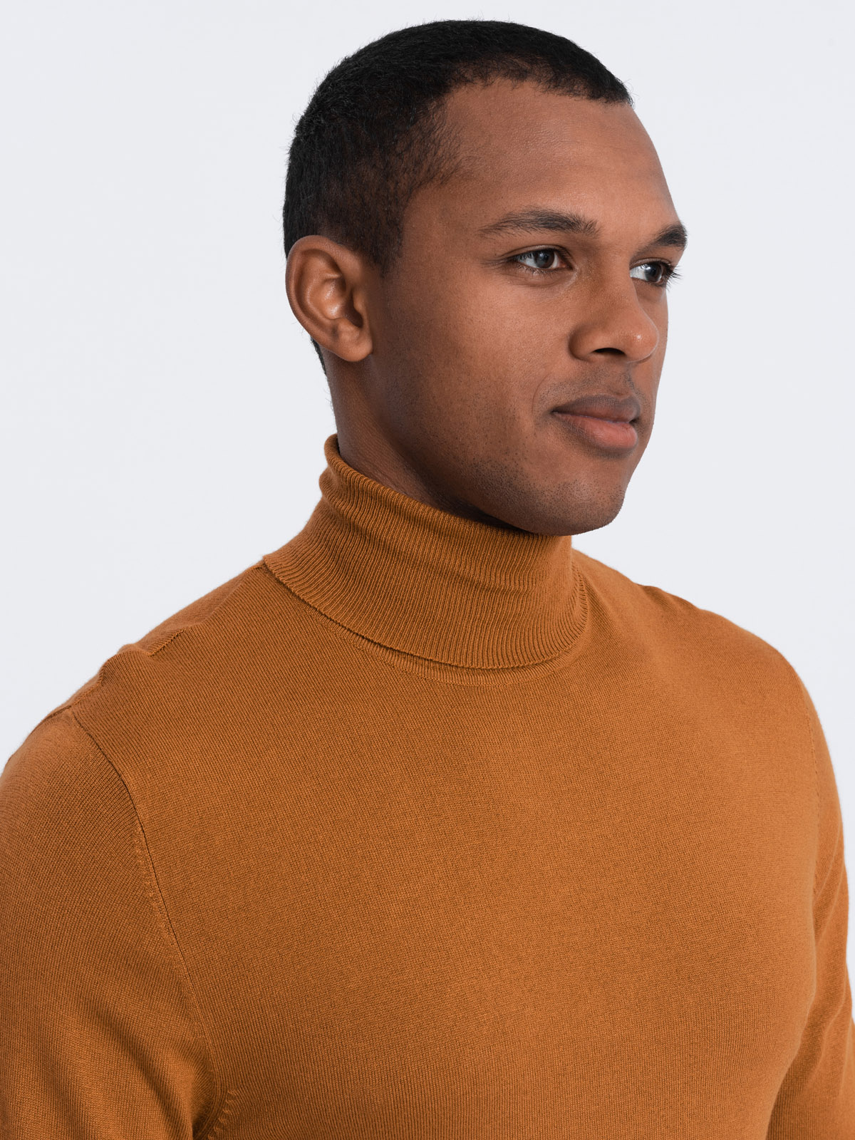 Ombre Men&#039;s knitted single-color turtleneck with viscose - camel