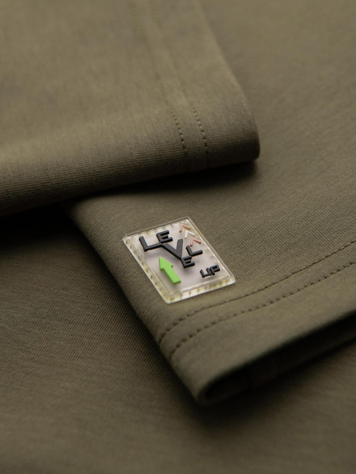 Ombre Men's COMFORT FIT T-shirt with raglan sleeves - olive