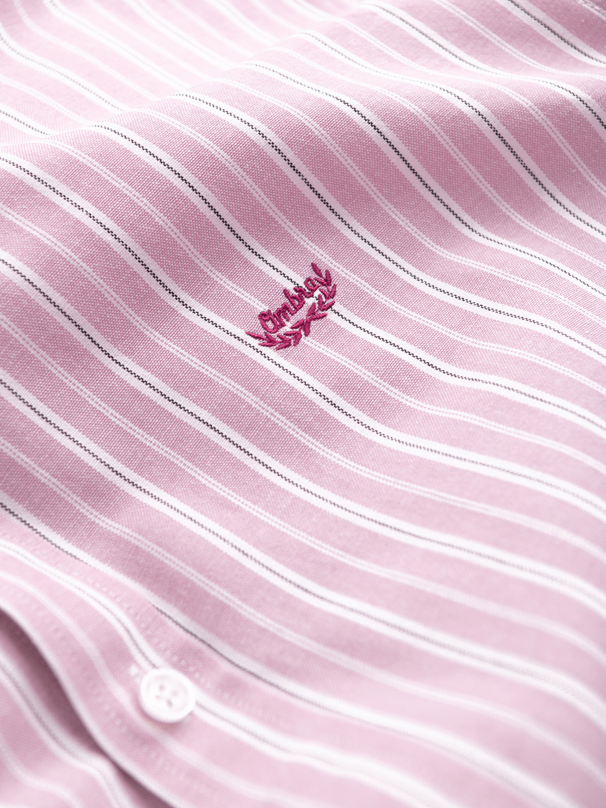 Ombre Men&#039;s cotton REGULAR FIT shirt with fine stripes - pink