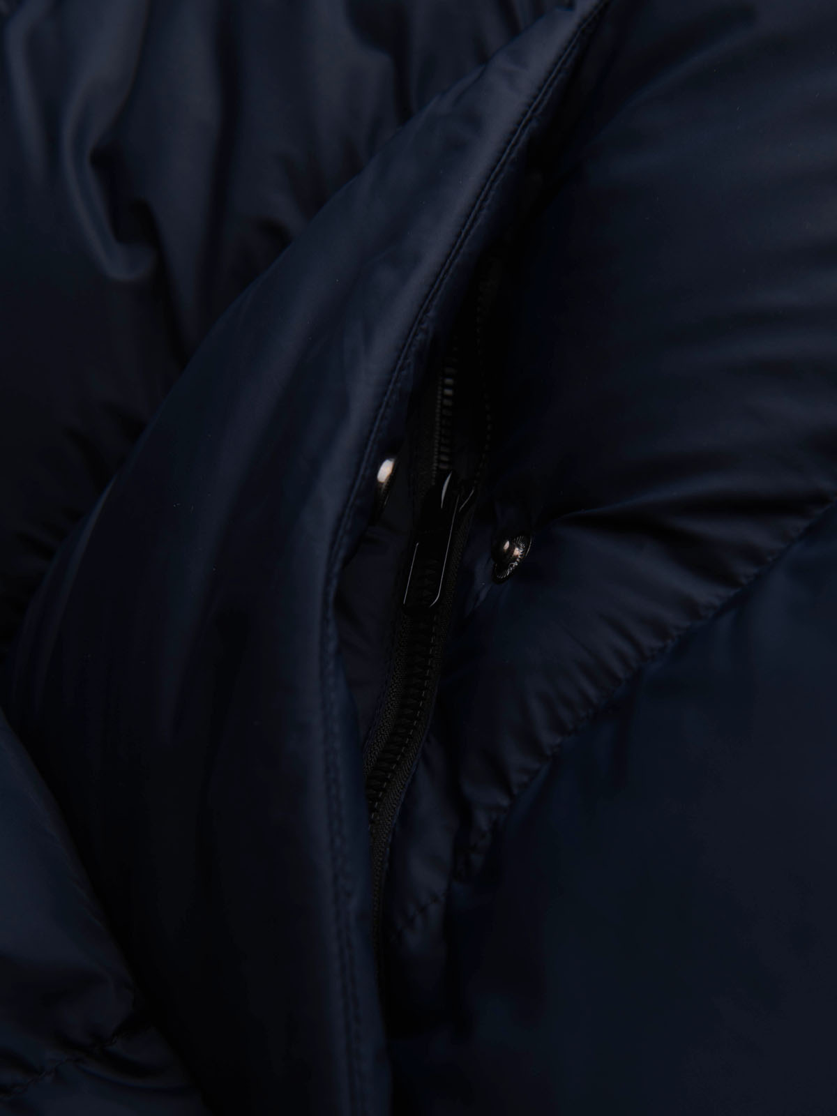 Ombre Men&#039;s quilted jacket with high zipped hood - navy blue