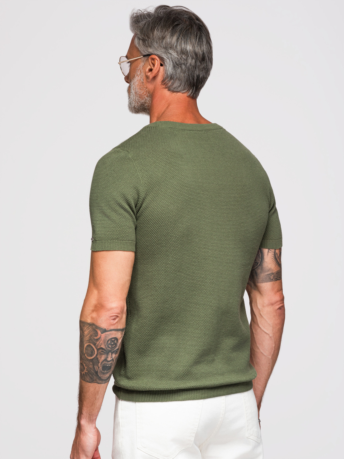 Ombre Men's knitted t-shirt with fine texture - olive