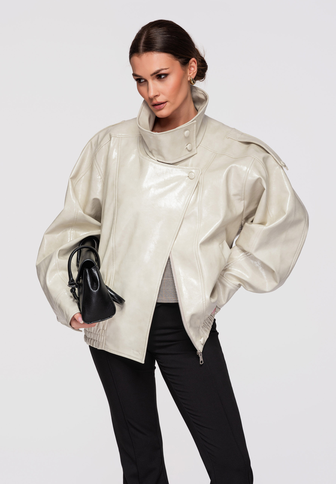 Dámská krátká bunda LARICA