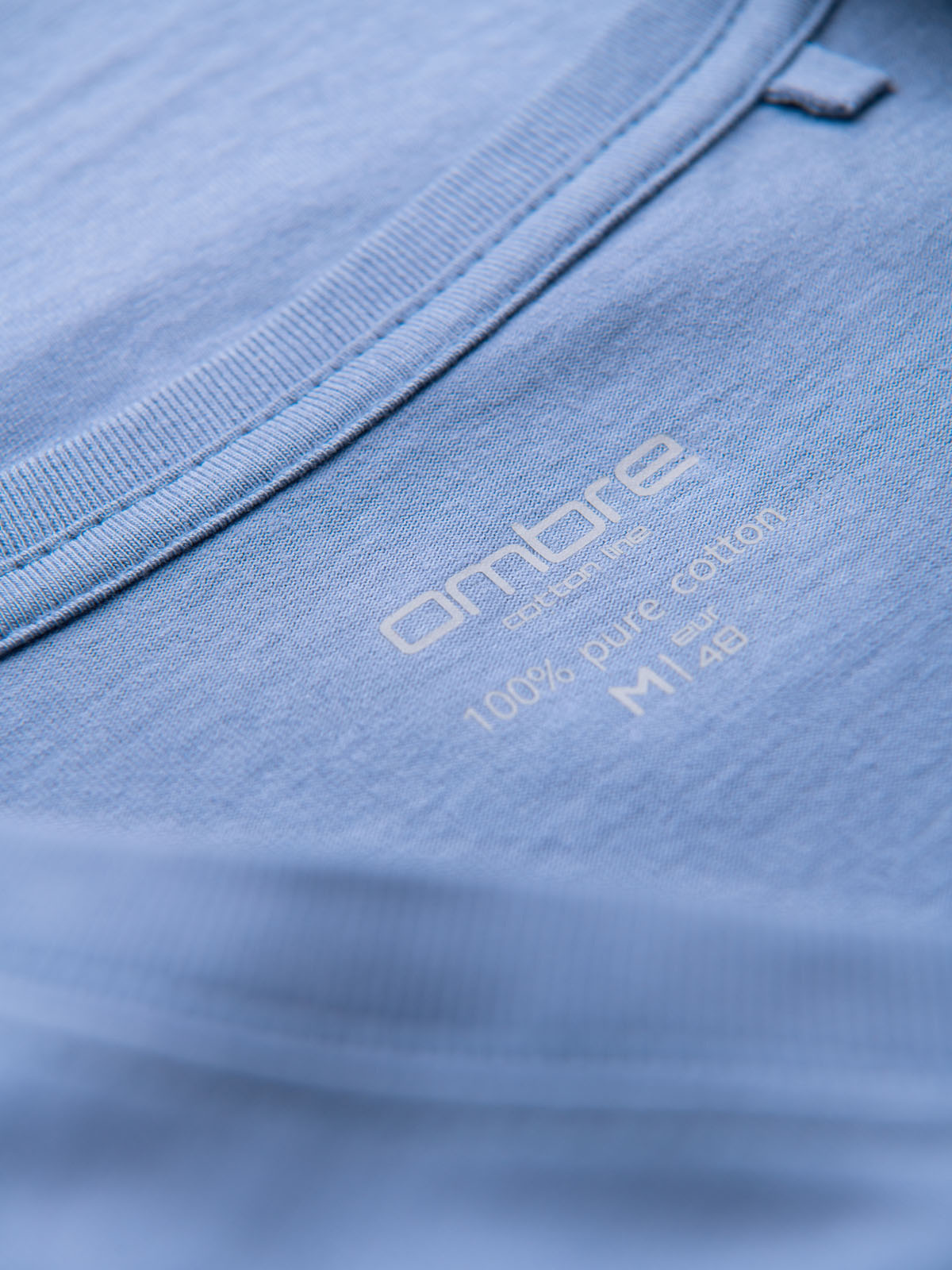 Ombre BASIC men's classic cotton T-shirt with a serape neckline - blue