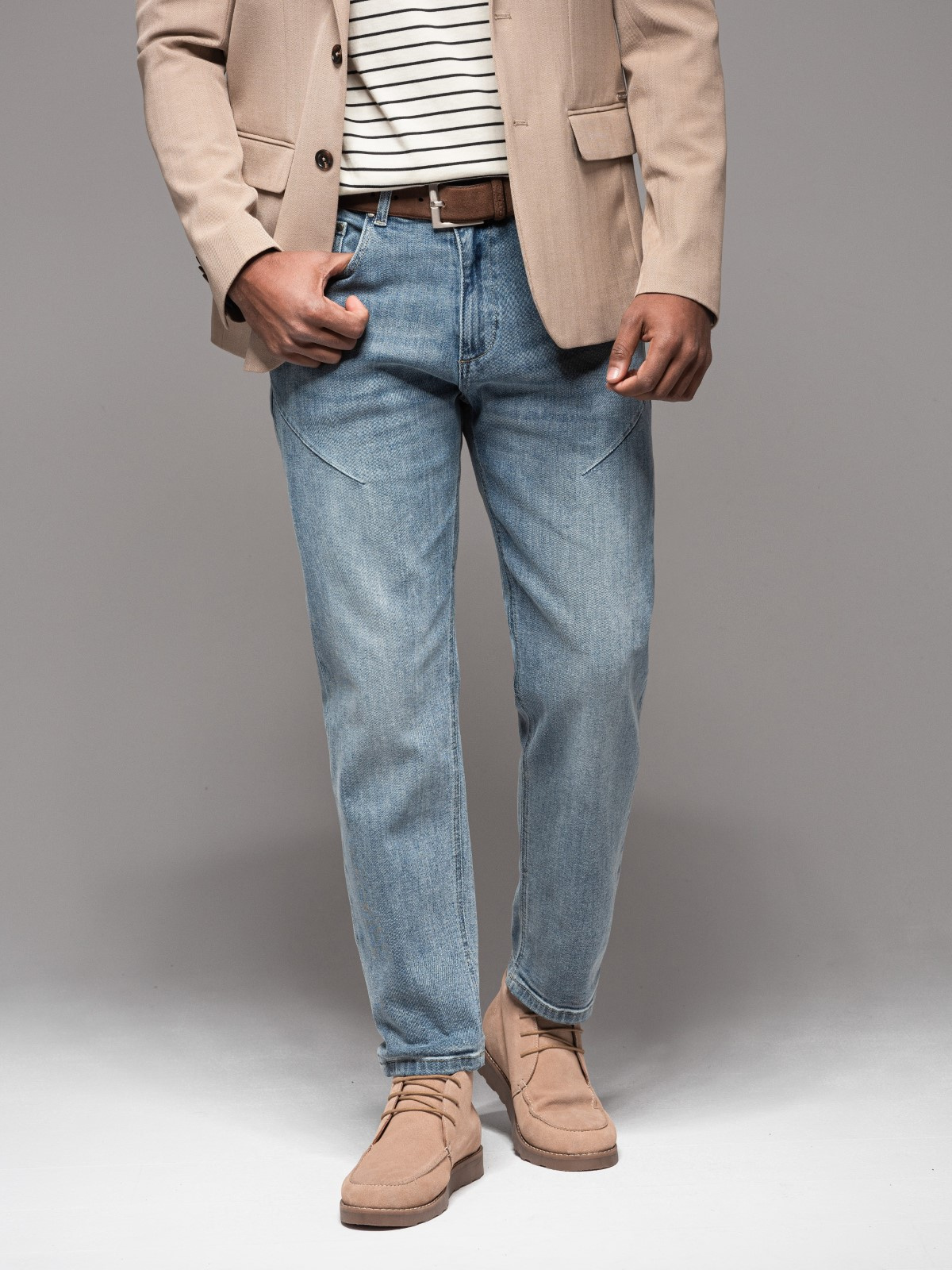 Ombre Men&#039;s CARROT FIT denim pants with decorative darts - light blue