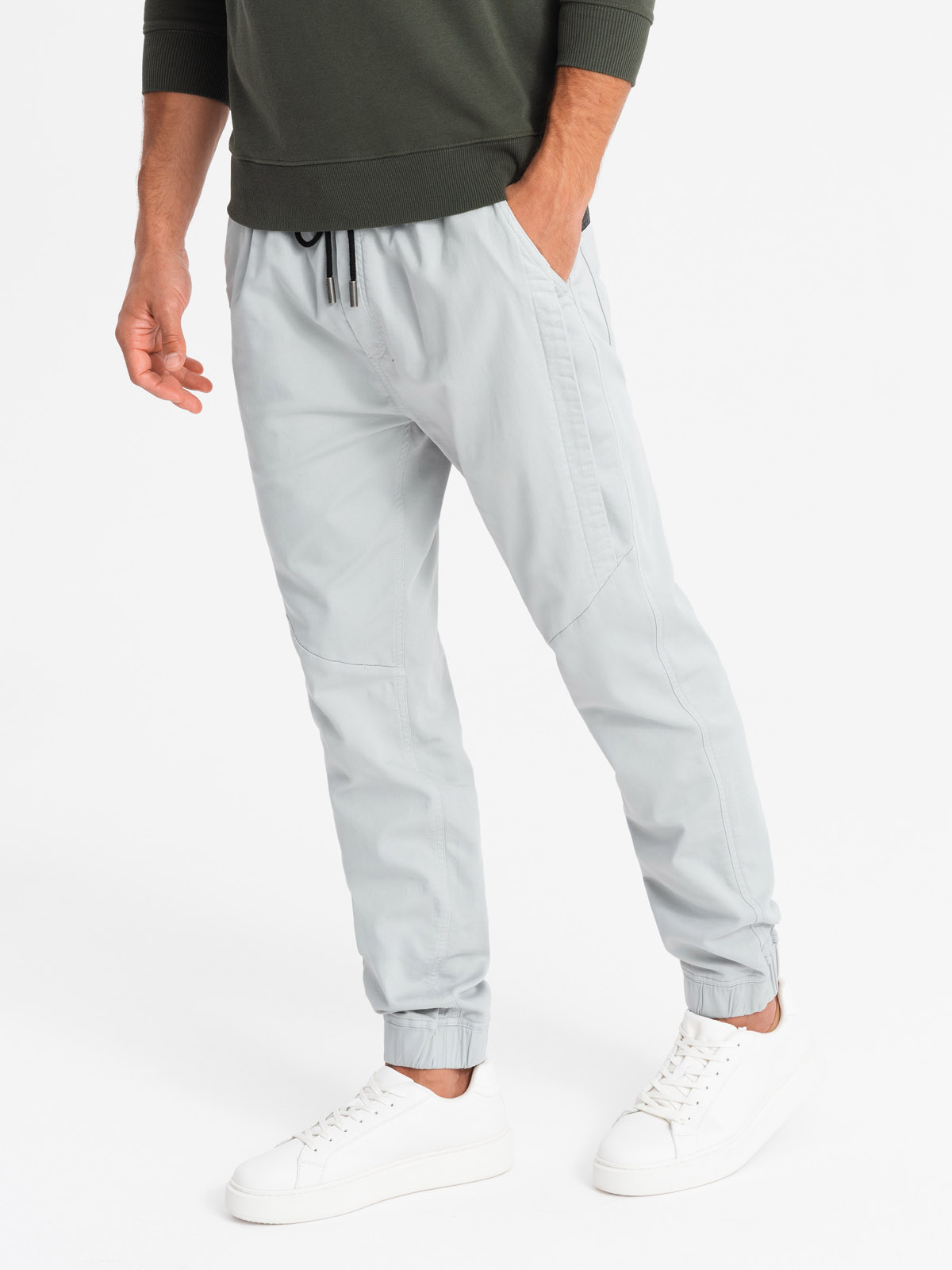 Ombre Men's knit joggers with pleats - light grey