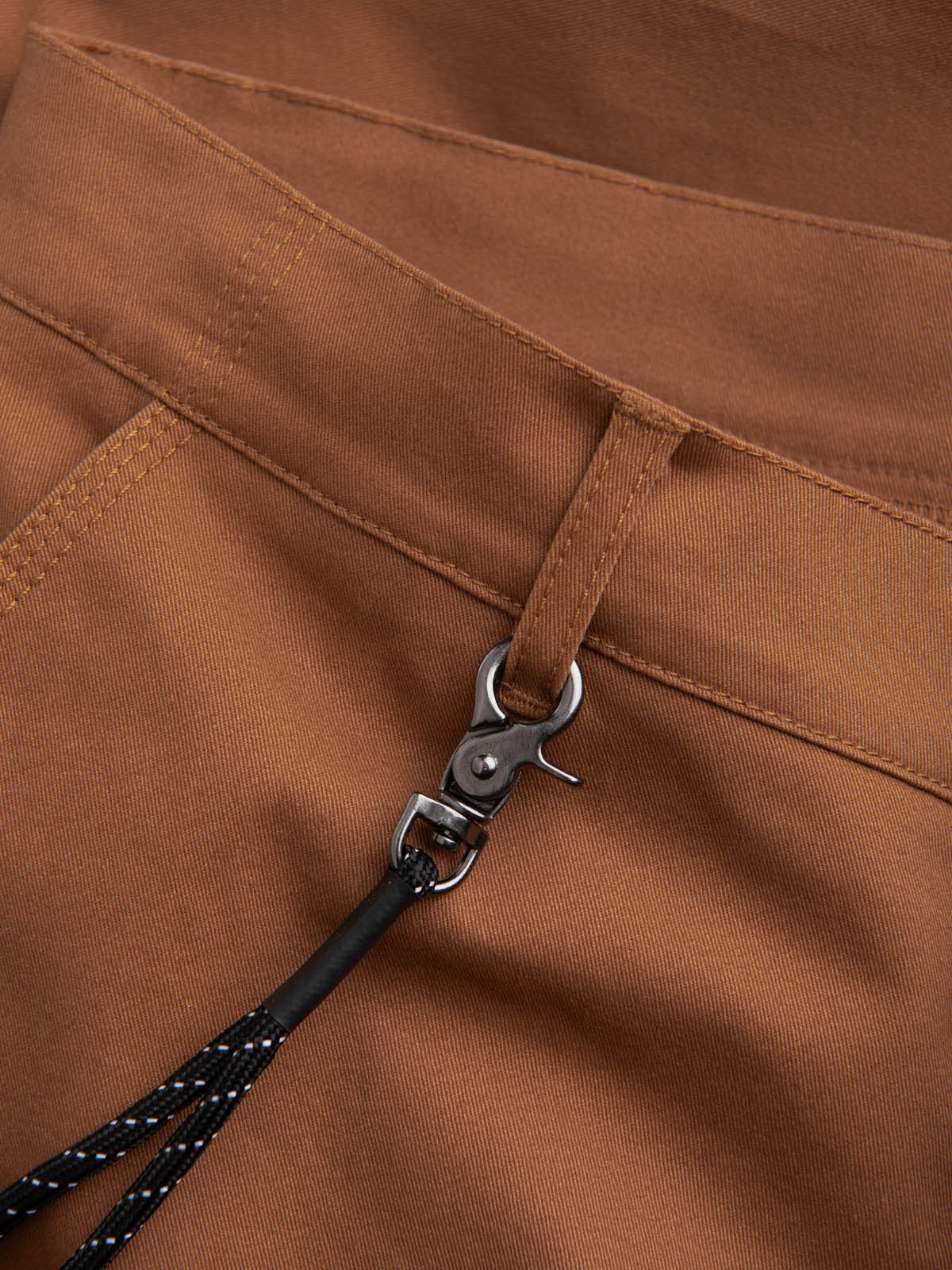 Ombre Men's pants with cargo pockets and leg hem - warm brown